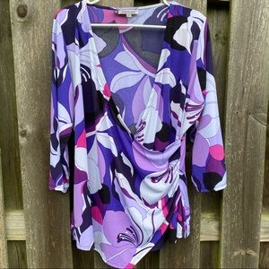 Jennifer Lopez Deep V neck Wrap Purple Floral 3/4 sleeve Blouse colorful